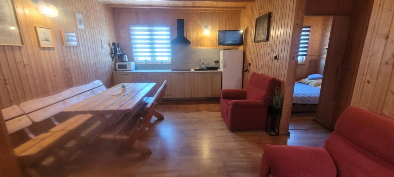 Stanica Pod Zadzierna Domki Caloroczne Lubawka Εξωτερικό φωτογραφία