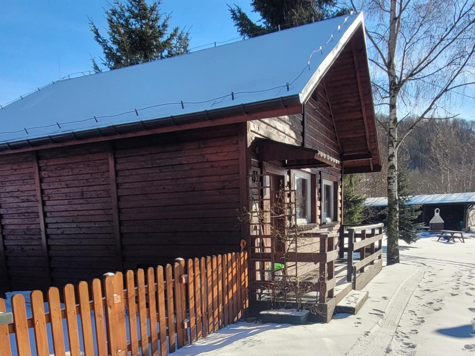 Stanica Pod Zadzierna Domki Caloroczne Lubawka Εξωτερικό φωτογραφία