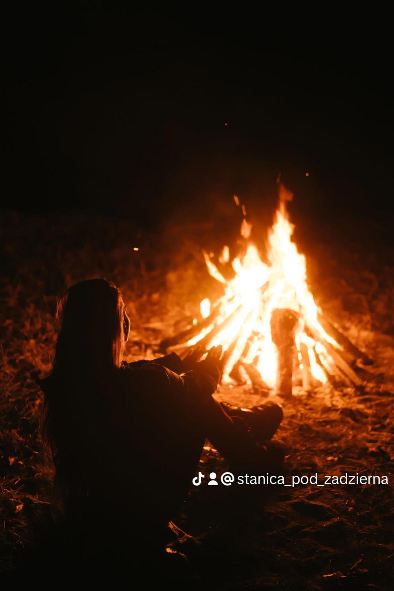 Stanica Pod Zadzierna Domki Caloroczne Lubawka Εξωτερικό φωτογραφία